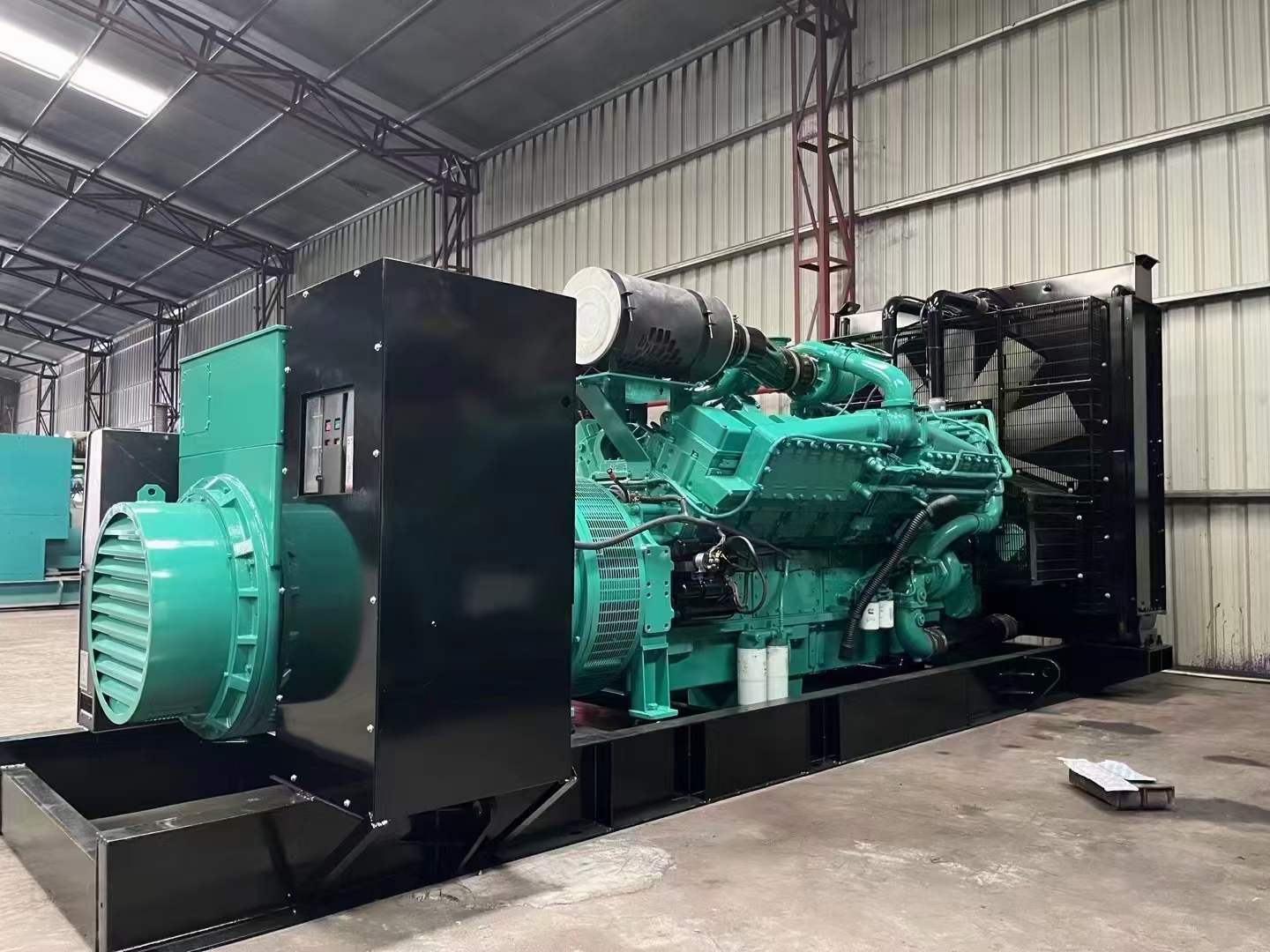 蛟河如何降低 800kW 柴油发电机输出电流的波动？